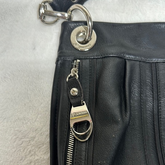 B. Makowsky Durango Soft Leather Convertible Crossbody Shoulder Handbag Black - Picture 3 of 14